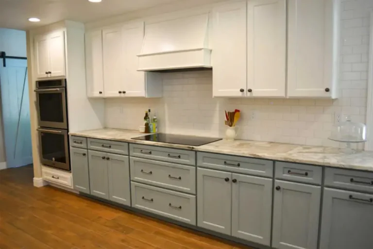 Two toned Kitchen Cabinets